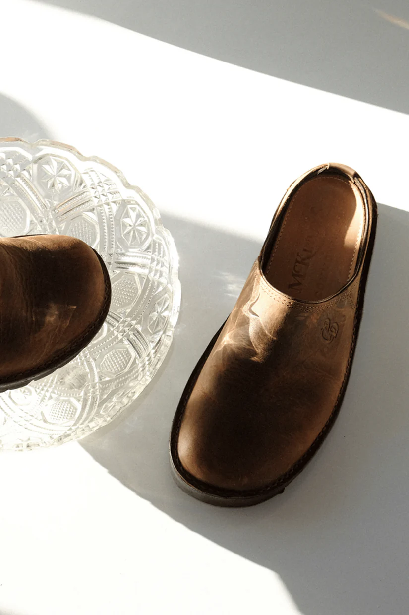 Commonplace Essentials Anderson Slip On - Tobacco Patina - Image 4
