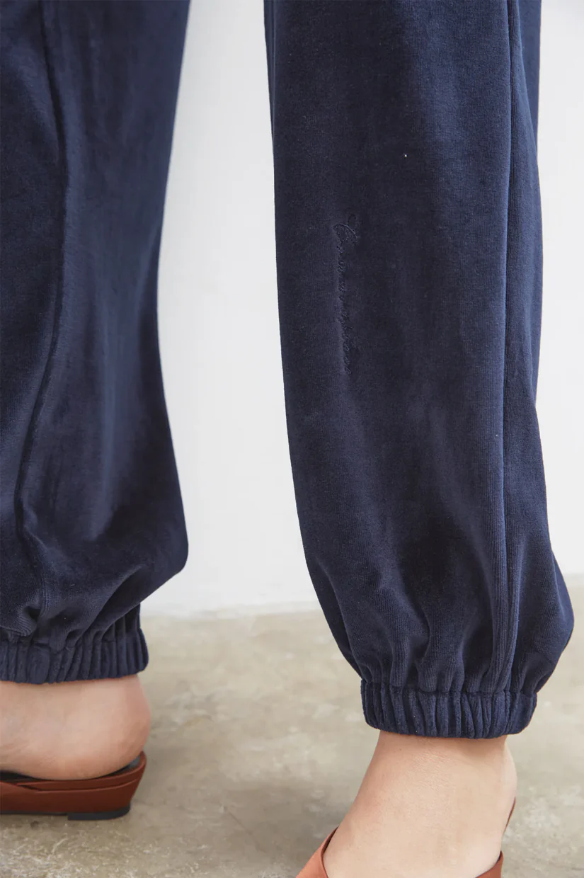 Commonplace Essentials Big Sur Trackpant - Navy - Image 4