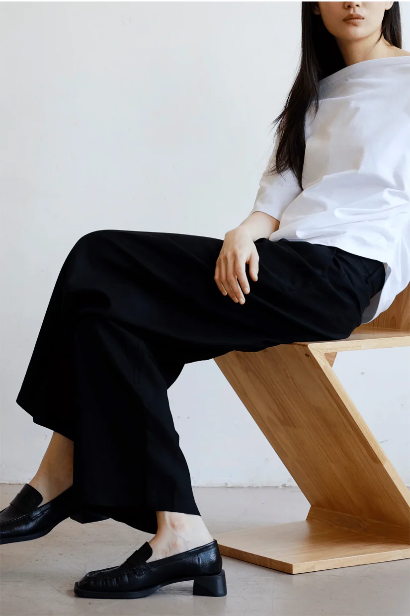 Commonplace Essentials Chelsea Loafer - Black - Image 4