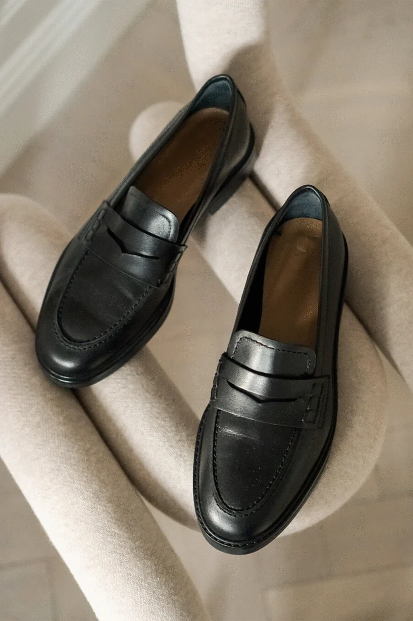 Flattered Sara Loafer - Black - Image 4