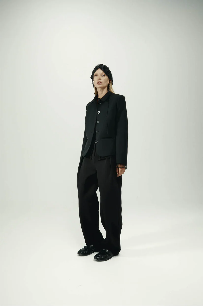 Harris Tapper Bardot Blazer - Black - Image 3