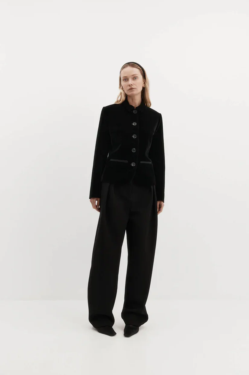 Harris Tapper Bardot Blazer - Black Velvet - Image 2