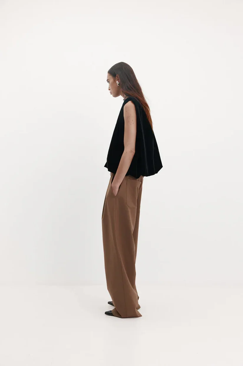 Harris Tapper Knot Top - Black Velvet - Image 2