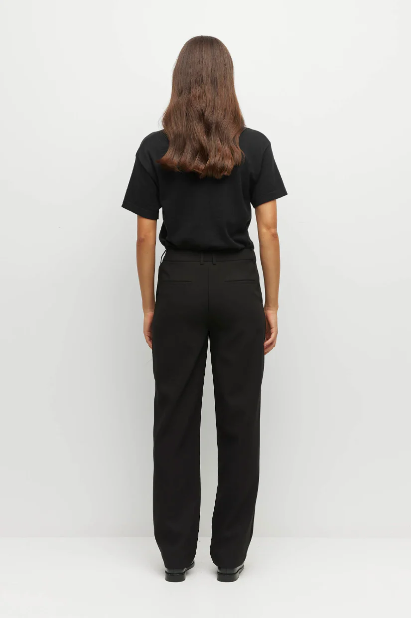 Juliette Hogan JHL Luxe T - Black - Image 4