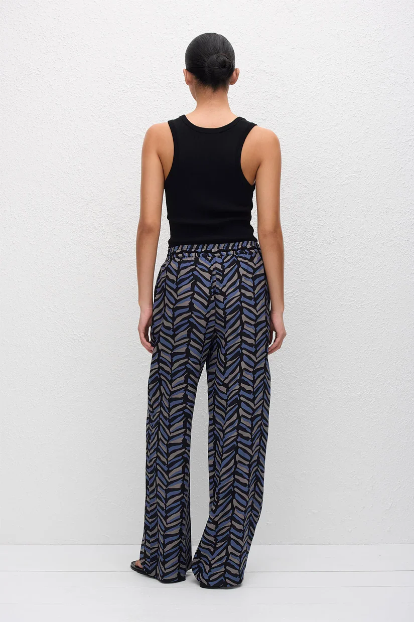 Matteau Drawstring Trouser - Palermo - Image 4