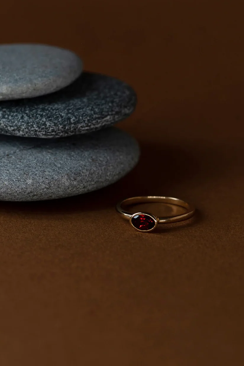 Zoe & Morgan Mon Petit Stacker Ring 22k Gold Vermeil/Oval Garnet - Image 3