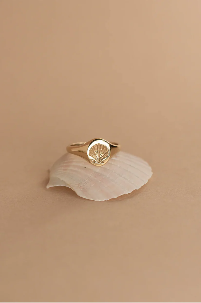 Zoe & Morgan Secret Society of Shell Lovers Signet - 22k Gold Vermeil - Image 3